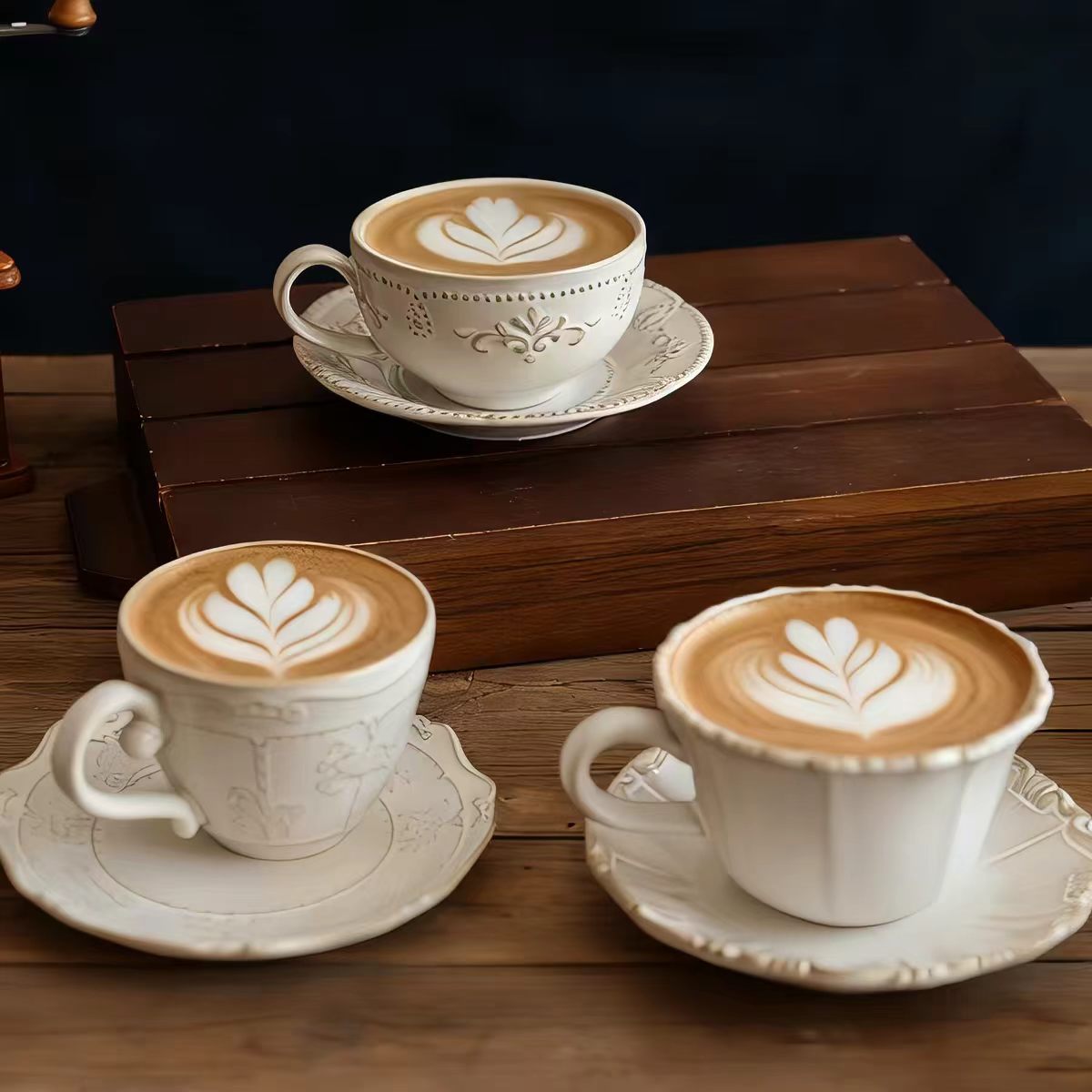 French Retro Relief Flower Cup - Espresso Cup Saucer 评论和价格